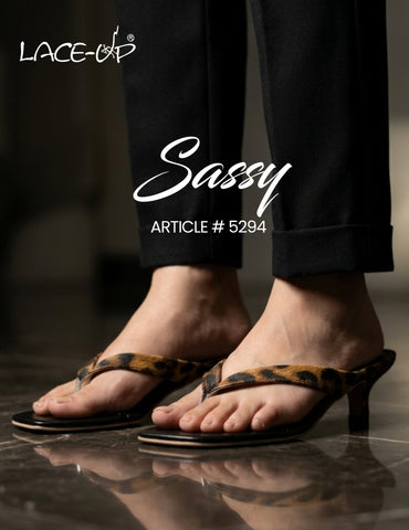 SASSY - Black