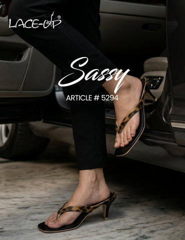 SASSY - Black